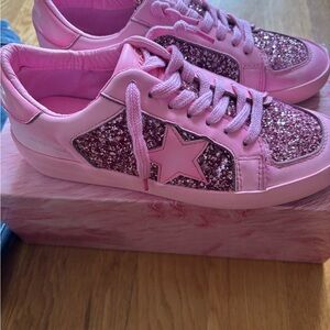 Vintage Havana Hot Pink Sneakers